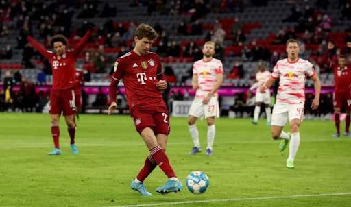 Bayern Munich-RB Leipzig đã cống hiến cho khán giả một trận đấu hay và đẩy cảm xúc